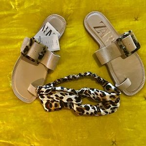 Sandals new with tag 🏷